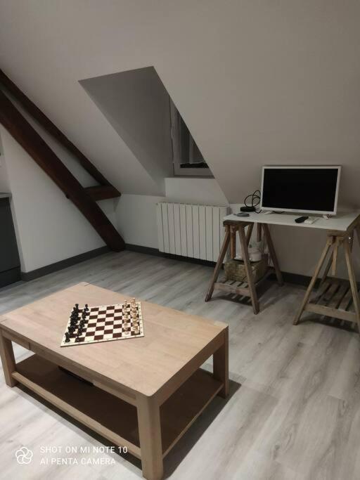 Appartement De Charme La Croix-Saint-Ouen Экстерьер фото